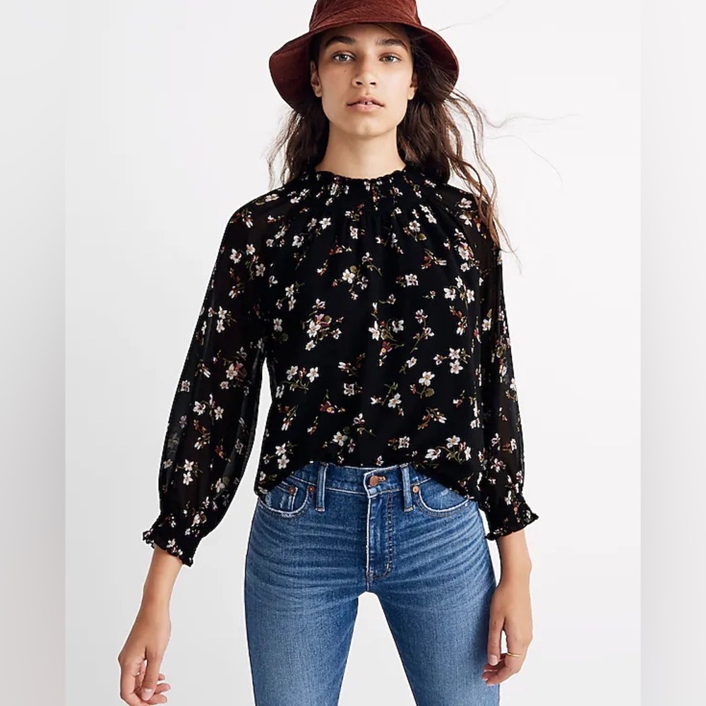 Madewell Smocked Mockneck Top in Backyard Blooms